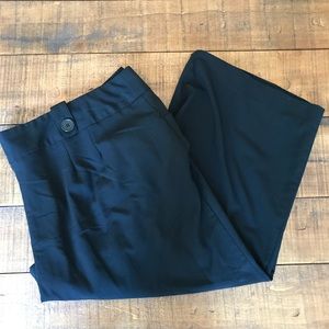 Avenue crop black pants
